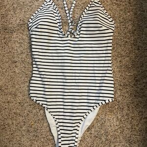 Cupshe Black and White Striped One Piece Swimsuit
